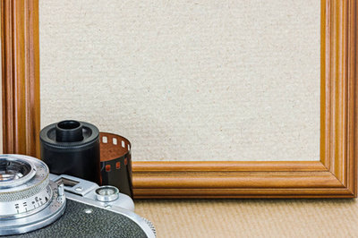 復(fù)古照相機(jī)、 老照片、 信件和筆配書